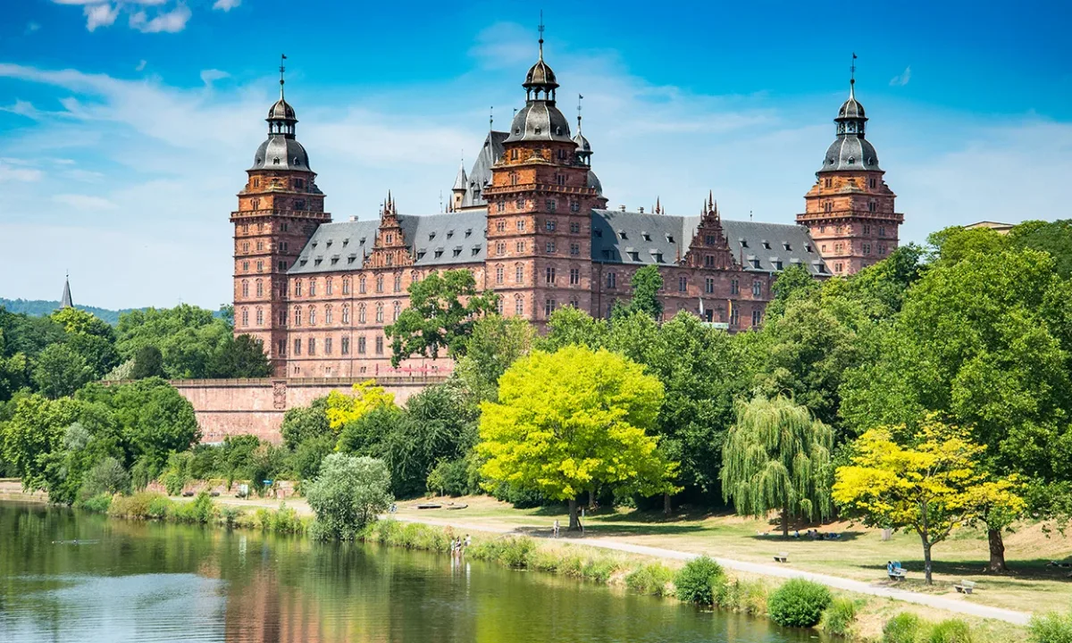Hotelreinigung Aschaffenburg | Professionell & zuverlässig | Ö&I Clean Group