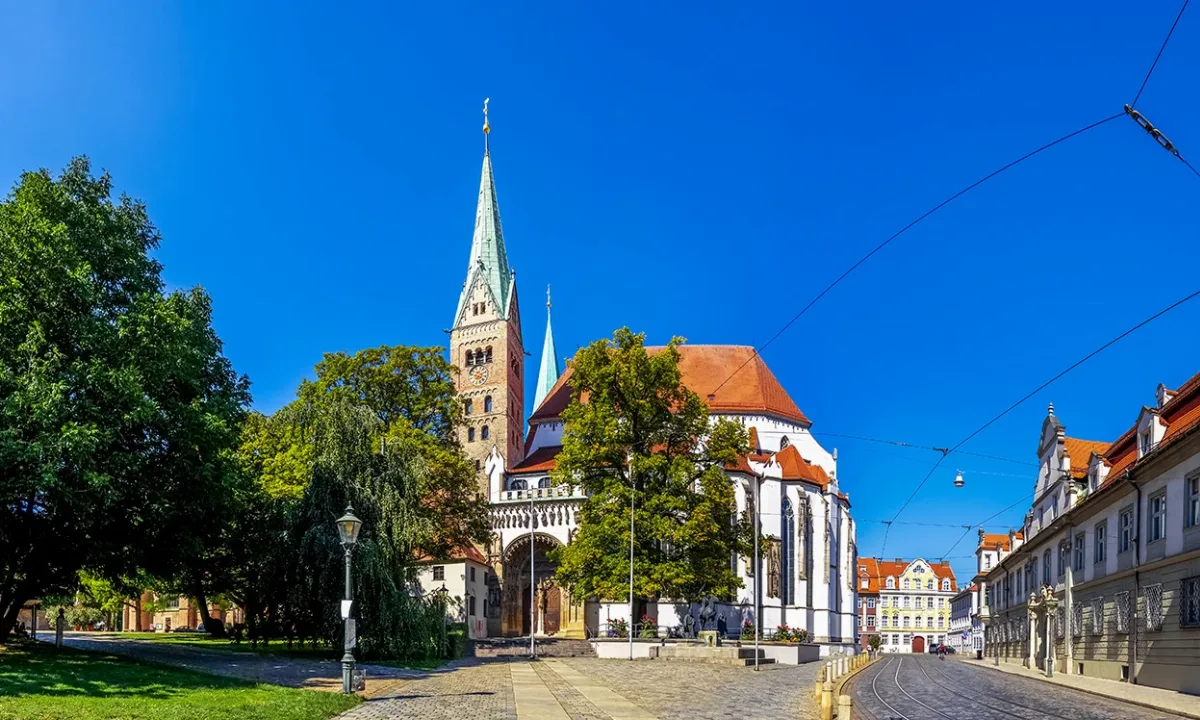 Hotelreinigung Augsburg – professionell & zuverlässig | Ö&I Clean Group